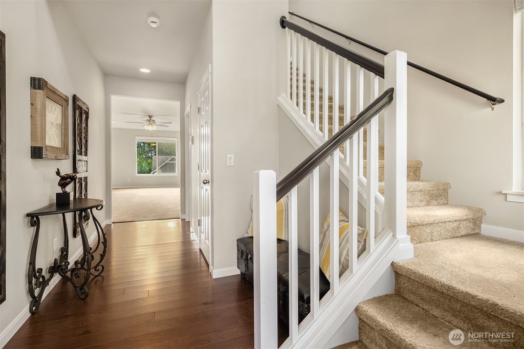 Photo of 724 77th Drive SE, Lake Stevens, WA 98258 (MLS # 2382381)