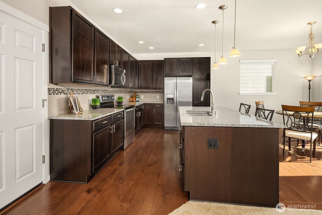 Photo of 724 77th Drive SE, Lake Stevens, WA 98258 (MLS # 2382381)