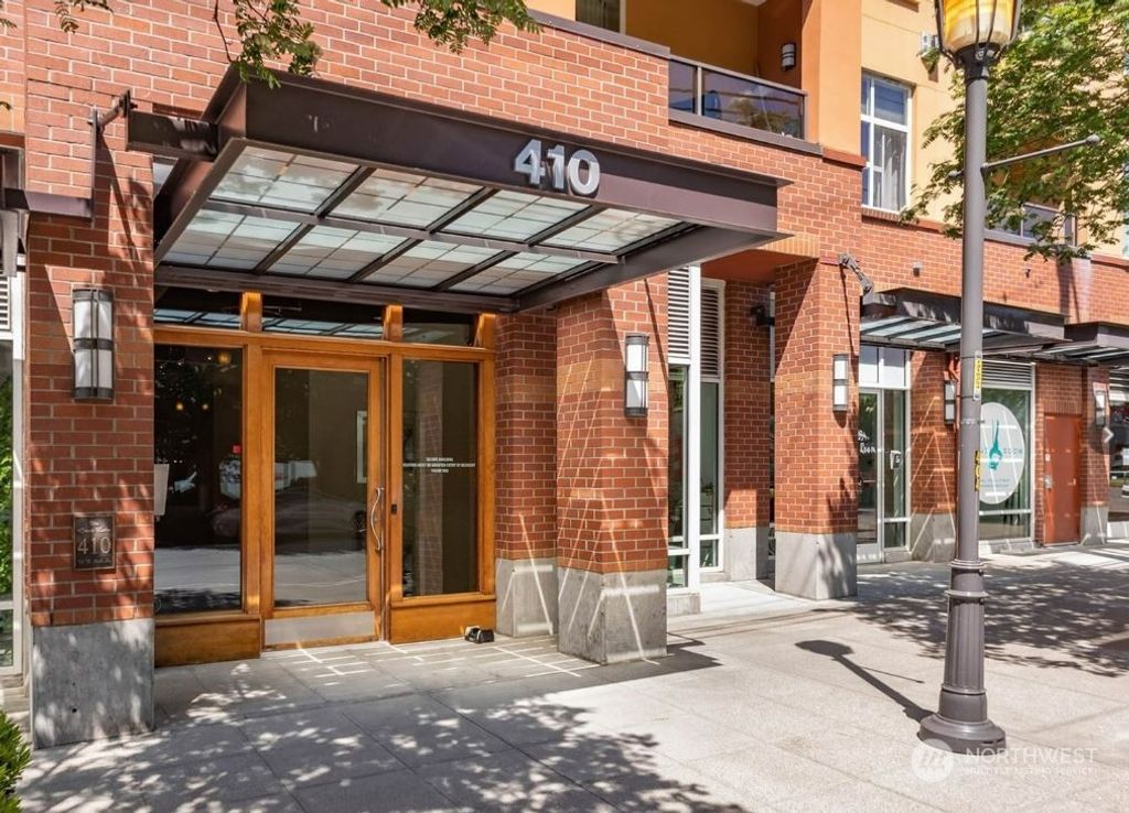 Photo of 410 NE 70th Street #207, Seattle, WA 98115 (MLS # 2078209)