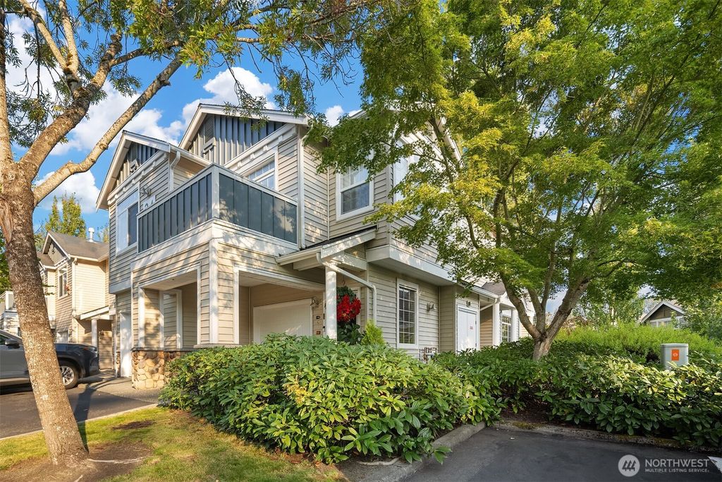 Photo of 1855 Trossachs Boulevard SE #2402, Sammamish, WA 98075 (MLS # 2426644)