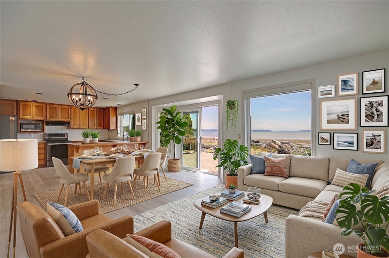 846 Livingston Bay Shore Drive