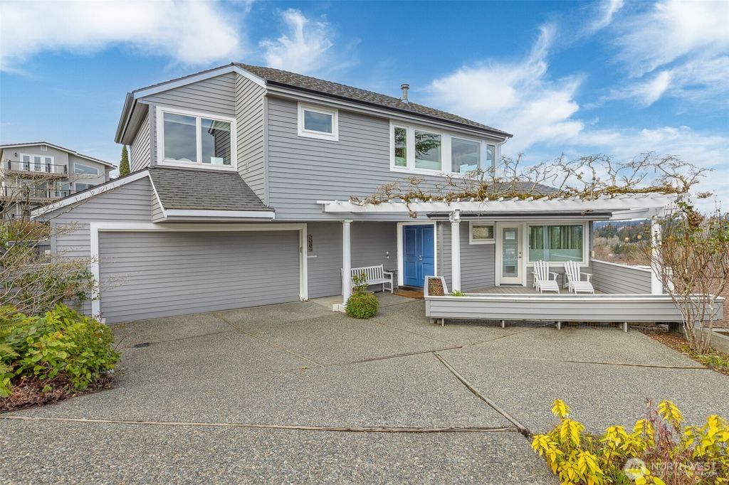 Photo of 5312 NE 86th Street, Seattle, WA 98115 (MLS # 2339765)