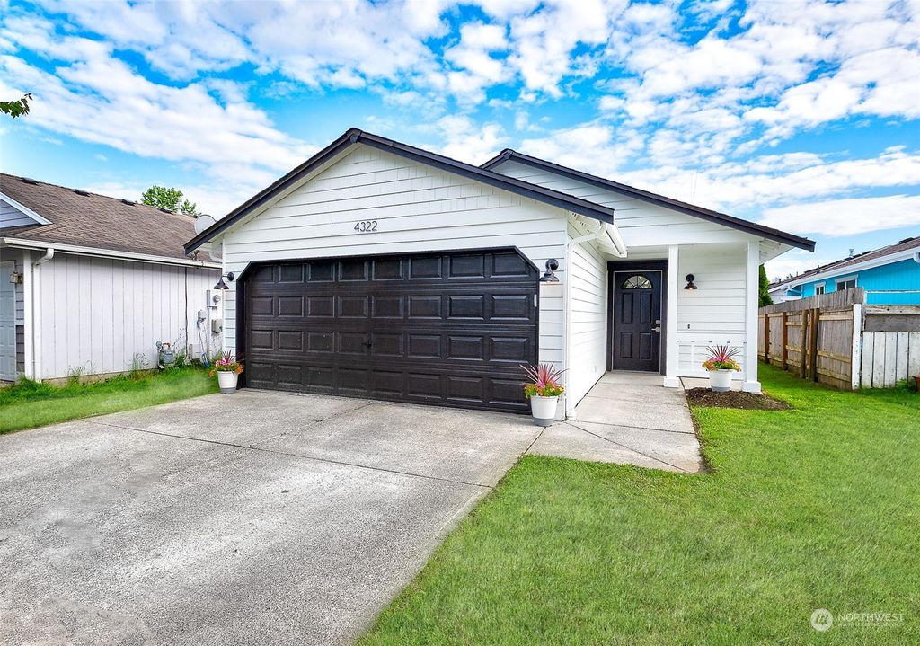 Photo of 4322 151st Place NE, Marysville, WA 98271 (MLS # 2220567)