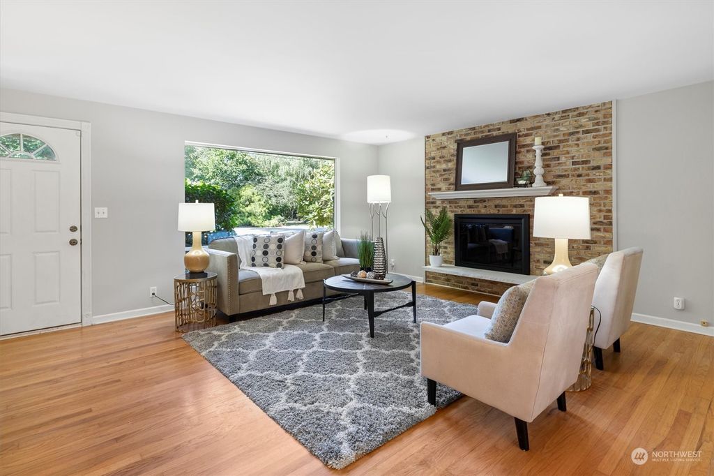 Photo of 8805 SE 62nd Street, Mercer Island, WA 98040 (MLS # 2265324)
