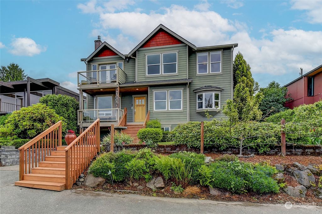 Photo of 7027 S Lakeridge Drive, Seattle, WA 98178 (MLS # 2126718)