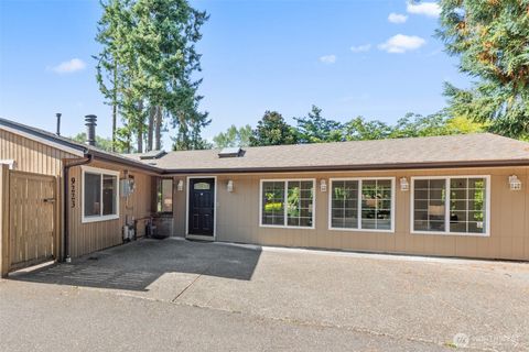 Photo of 9223 128th Avenue NE, Kirkland, WA 98033 (MLS # 2450808)