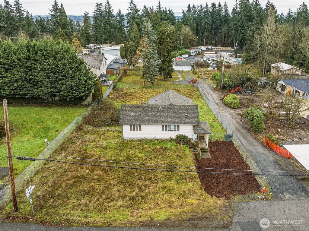 Photo of 22827 Meridian Avenue S, Bothell, WA 98021 (MLS # 2474692)