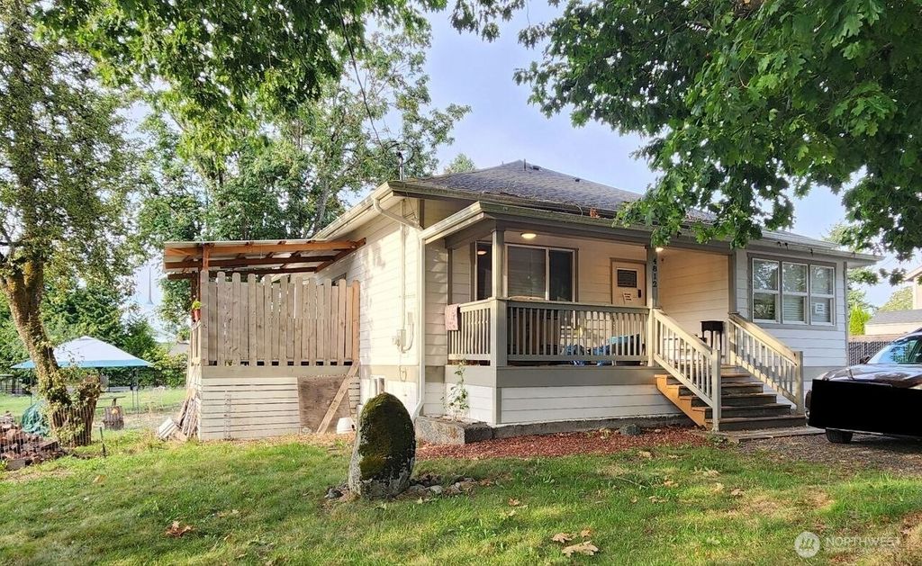 Photo of 4812 S 288th Street, Auburn, WA 98001 (MLS # 2466593)