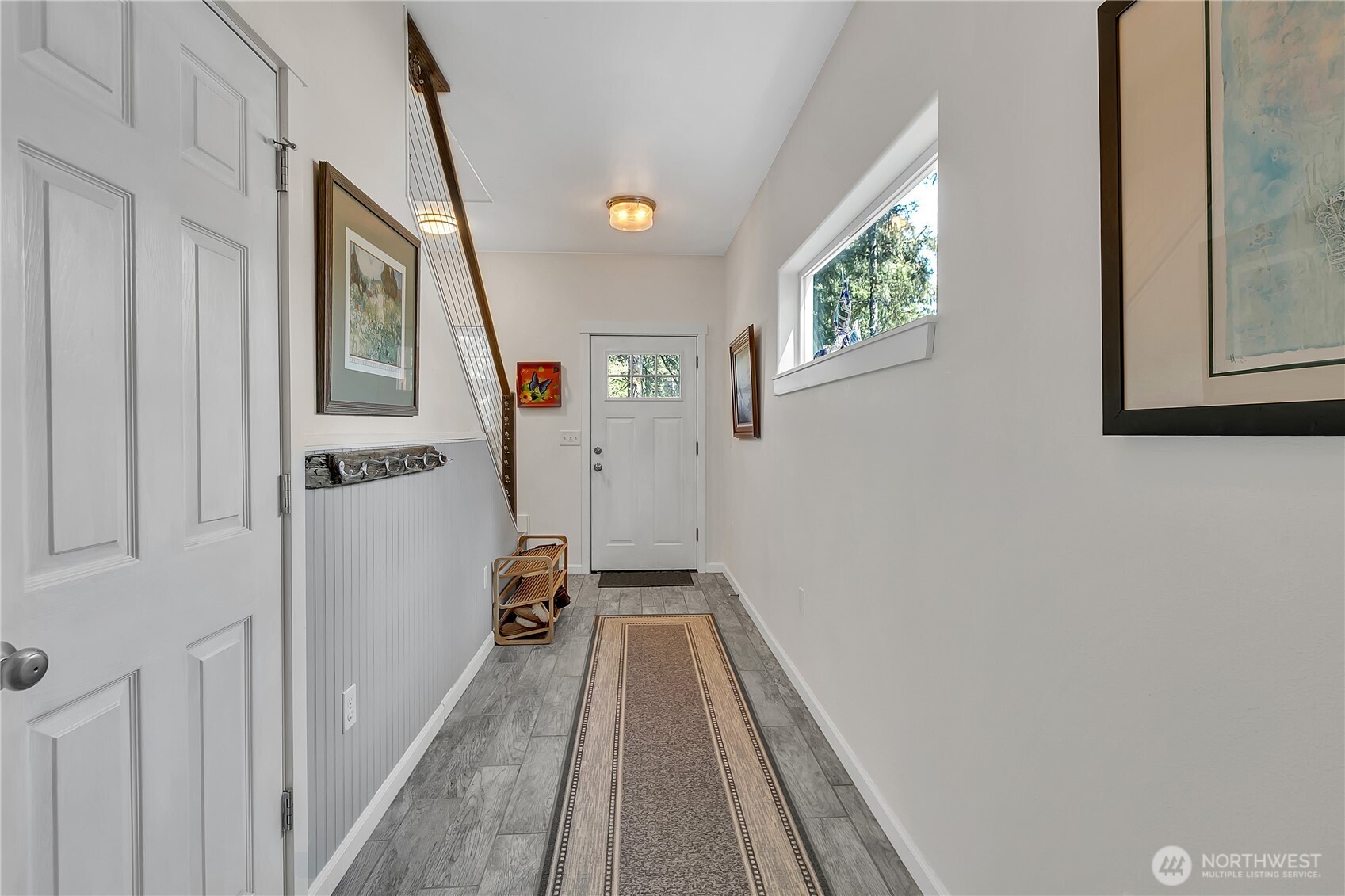 929 Discovery Avenue SE