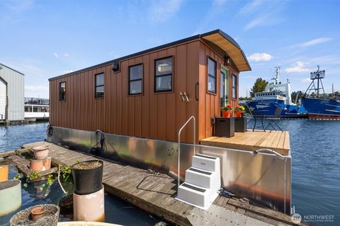 Photo of 1080 W Ewing Place #0-P, Seattle, WA 98119 (MLS # 2436337)