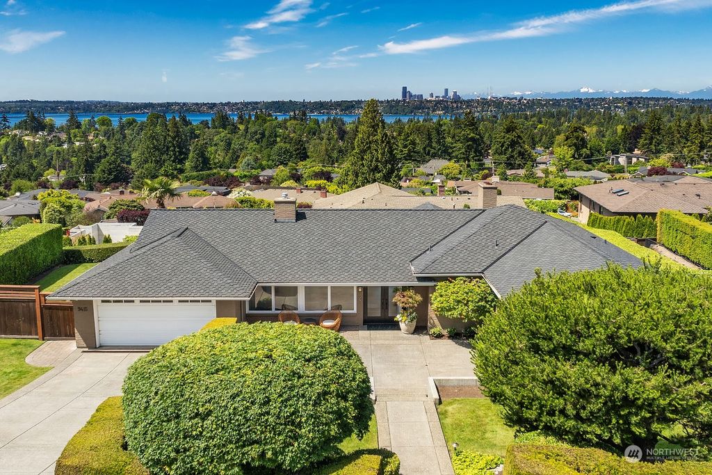 Photo of 9415 Hilltop Road, Bellevue, WA 98004 (MLS # 2234174)