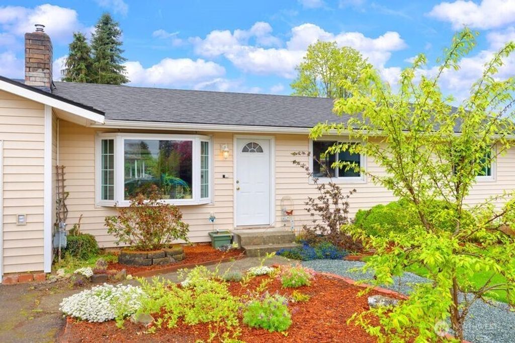 Photo of 8704 48th Drive NE, Marysville, WA 98270 (MLS # 2512296)