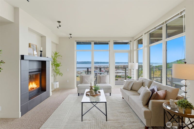 5204 N Bennett 311