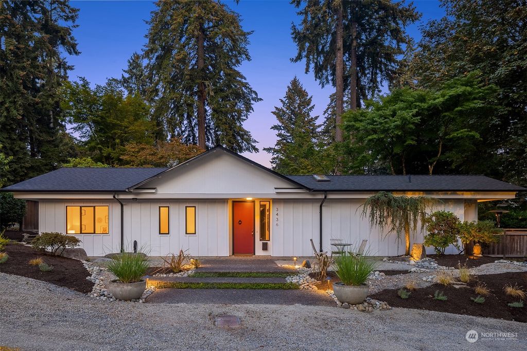Photo of 3436 74th Avenue SE, Mercer Island, WA 98040 (MLS # 2034536)