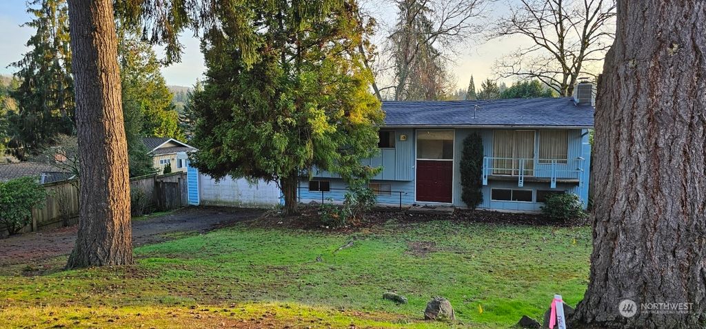 Photo of 12831 SE 3rd St, Bellevue, WA 98005 (MLS # 2186865)