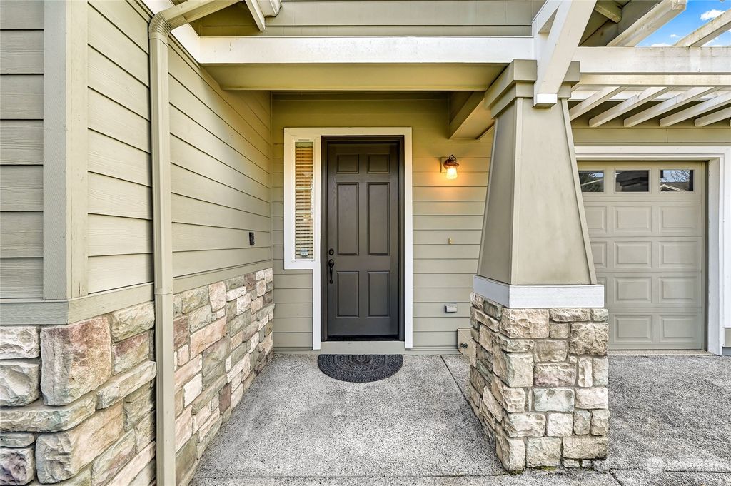 Photo of 23769 NE 116th Place, Redmond, WA 98053 (MLS # 2200529)