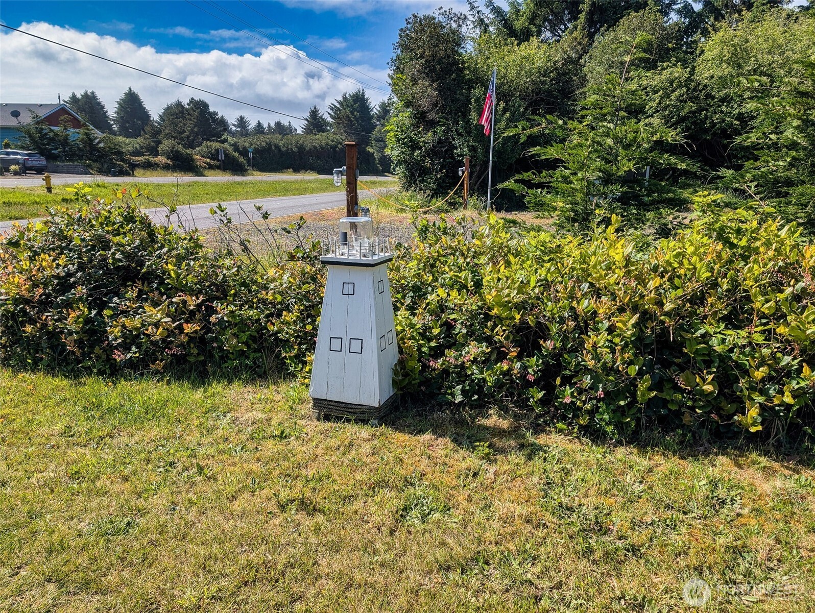 313 Ocean Shores Boulevard NW