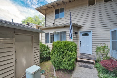 Photo of 1347 Jasmine Lane, Bremerton, WA 98311 (MLS # 2541510)