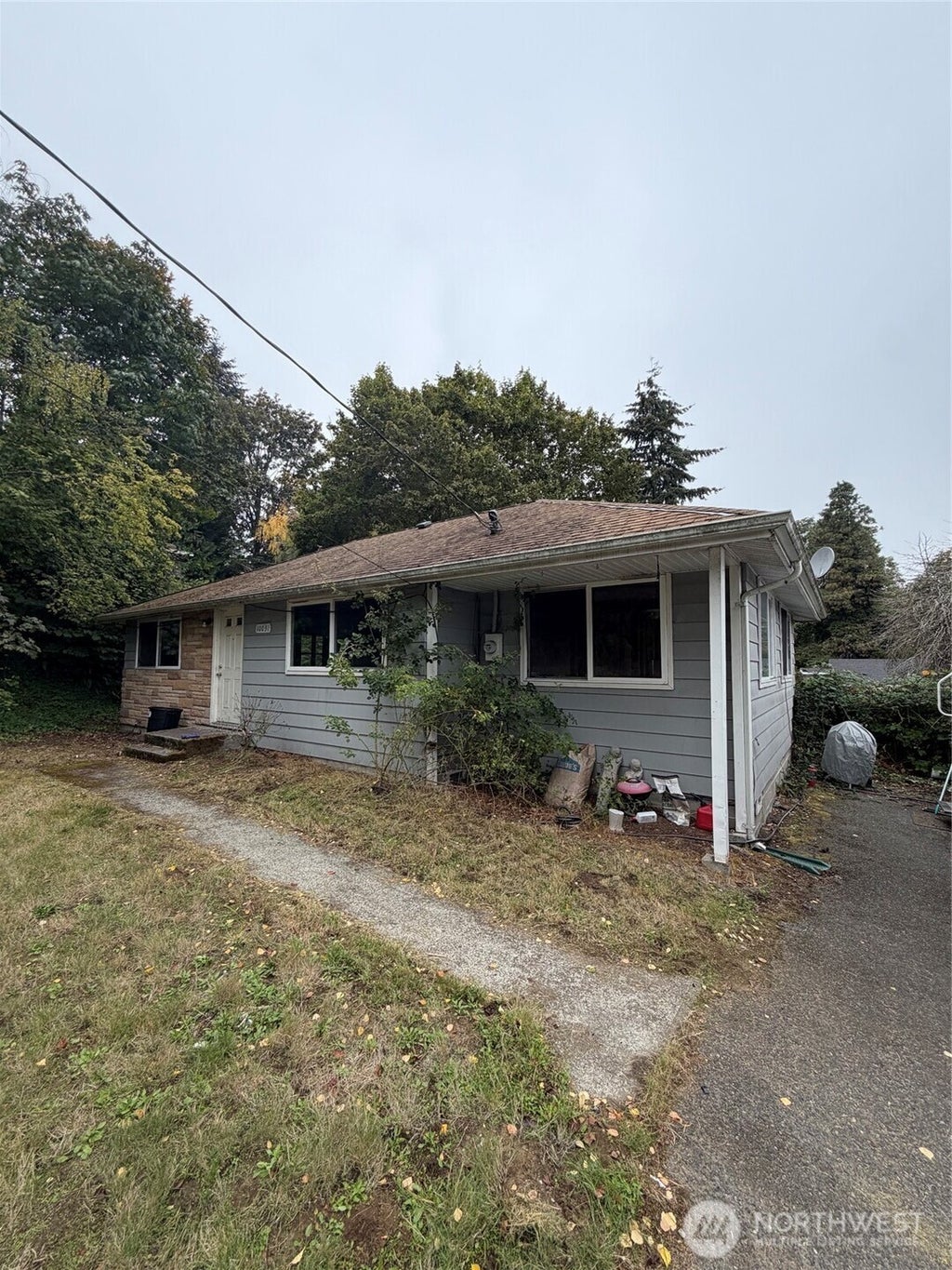 Photo of 10031 2nd Avenue S, Seattle, WA 98168 (MLS # 2591189)