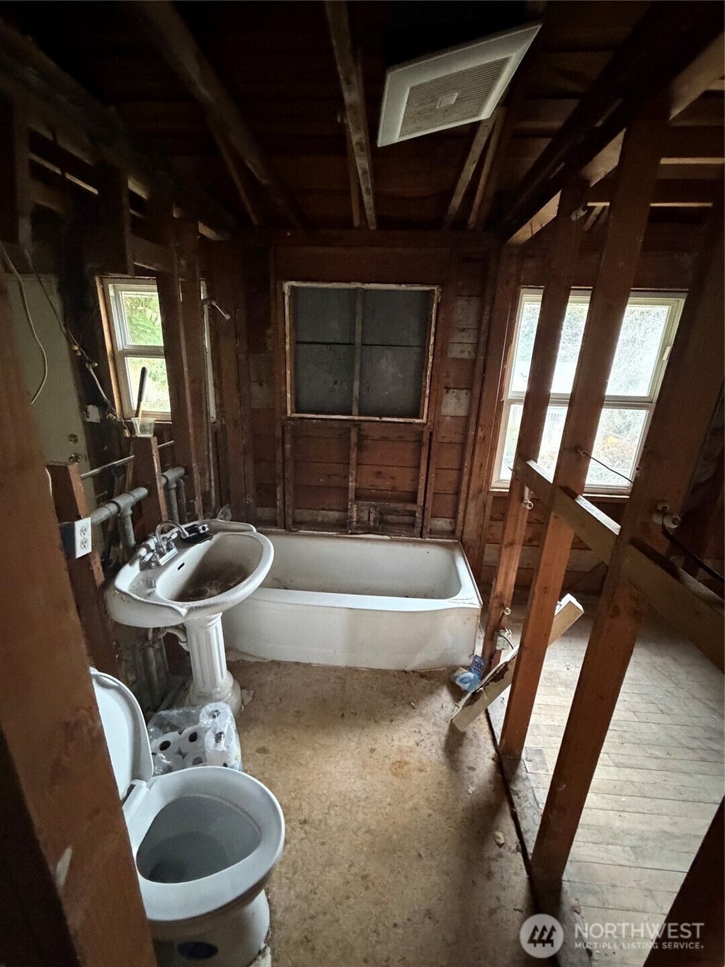 Photo of 10031 2nd Avenue S, Seattle, WA 98168 (MLS # 2591189)