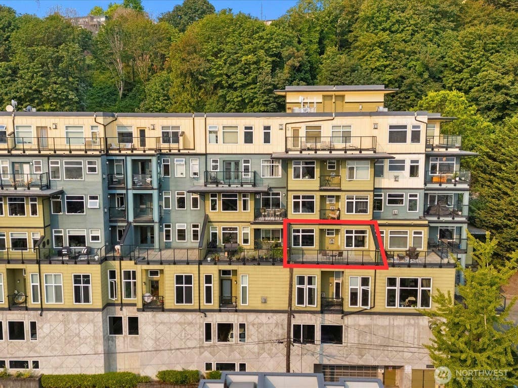 Photo of 655 W Crockett Street #A202, Seattle, WA 98109 (MLS # 2562956)
