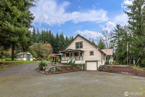 Photo of 1619 W Reynolds Avenue, Centralia, WA 98531 (MLS # 2478087)