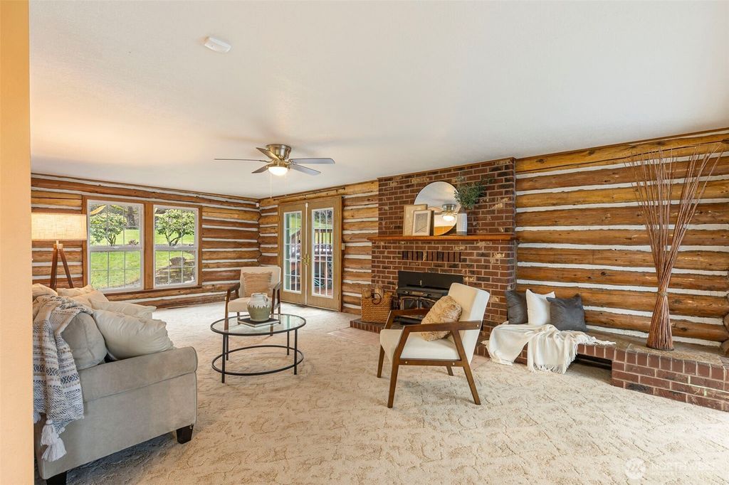 Photo of 1619 W Reynolds Avenue, Centralia, WA 98531 (MLS # 2478087)