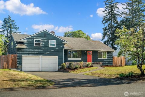 3814 101st Street SW Lakewood WA 98499
