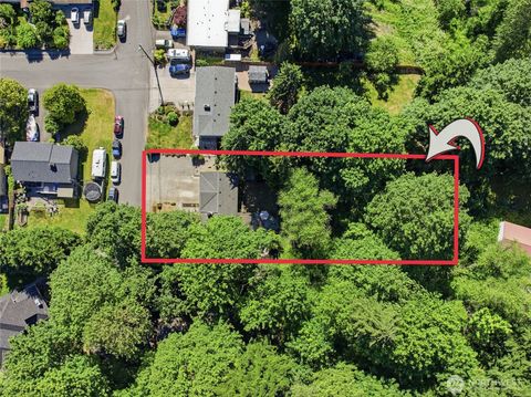 Photo of 3610 NE 197th Street, Lake Forest Park, WA 98155 (MLS # 2543169)