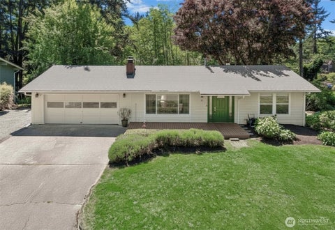 Photo of 711 Eagle Cliff Rd RD NE, Bainbridge Island, WA 98110 (MLS # 2566085)