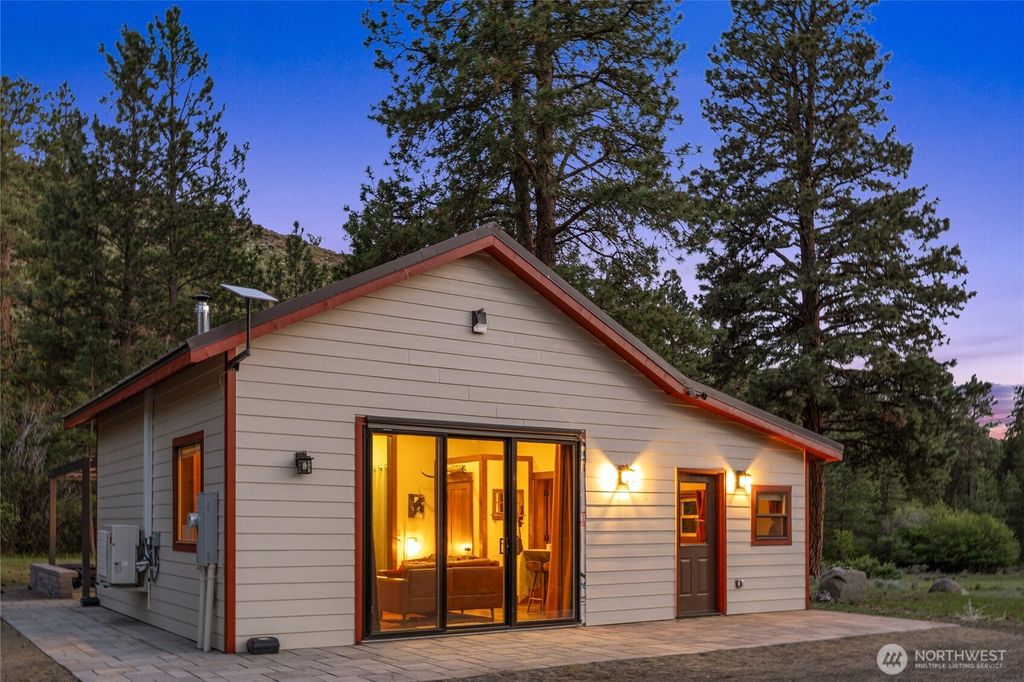 Photo of 6750 Secret Canyon Road, Ellensburg, WA 98926 (MLS # 2529903)