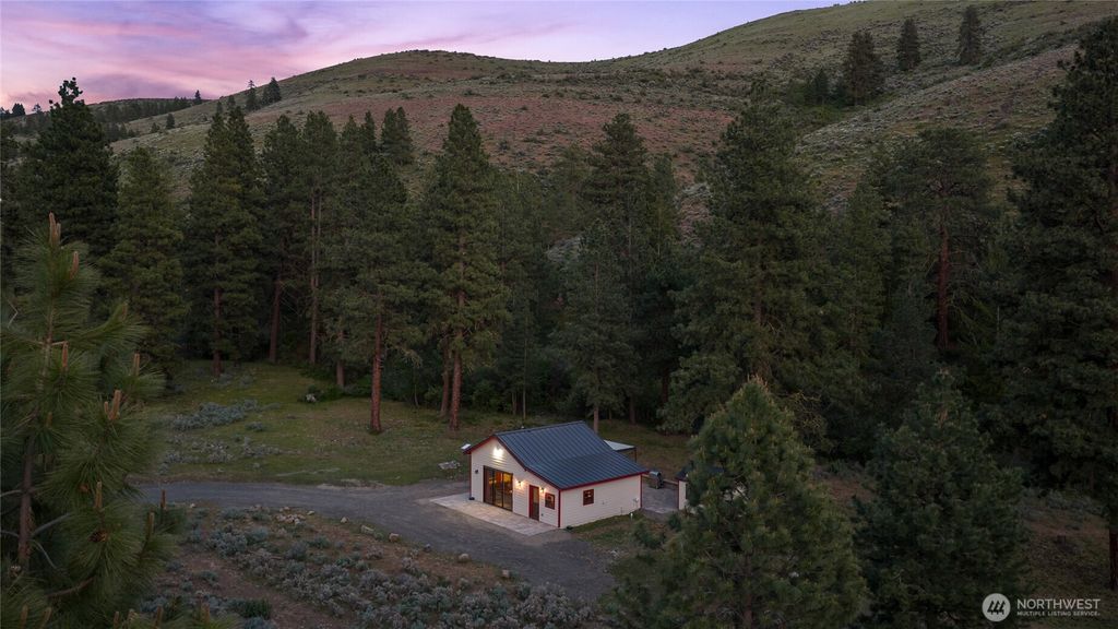 Photo of 6750 Secret Canyon Road, Ellensburg, WA 98926 (MLS # 2529903)