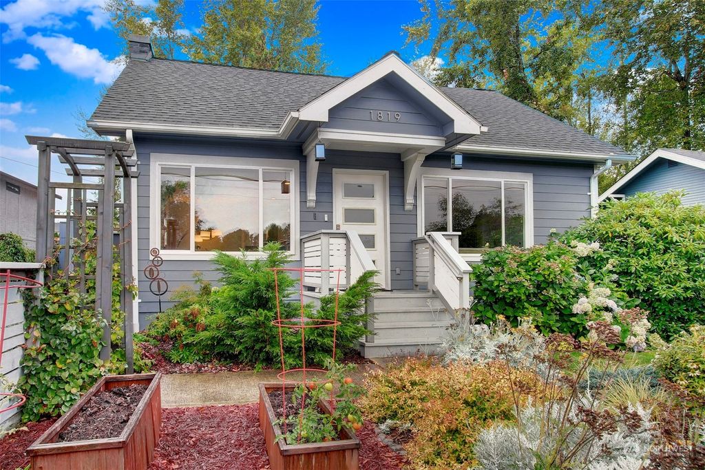 Photo of 1819 SW Brandon Street, Seattle, WA 98106 (MLS # 2163635)