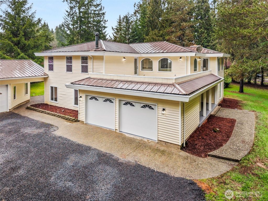 Photo of 176 Chilvers Road, Chehalis, WA 98532 (MLS # 2475782)