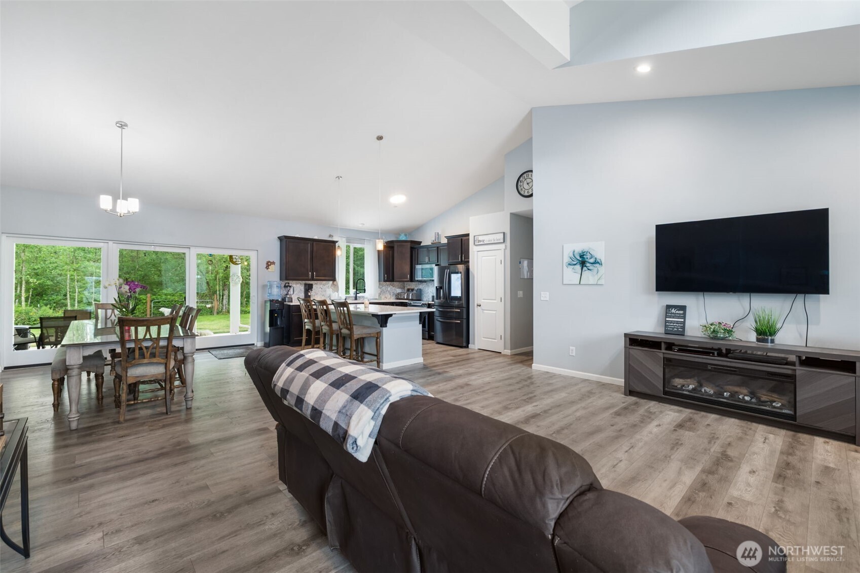 13920 273rd Street East