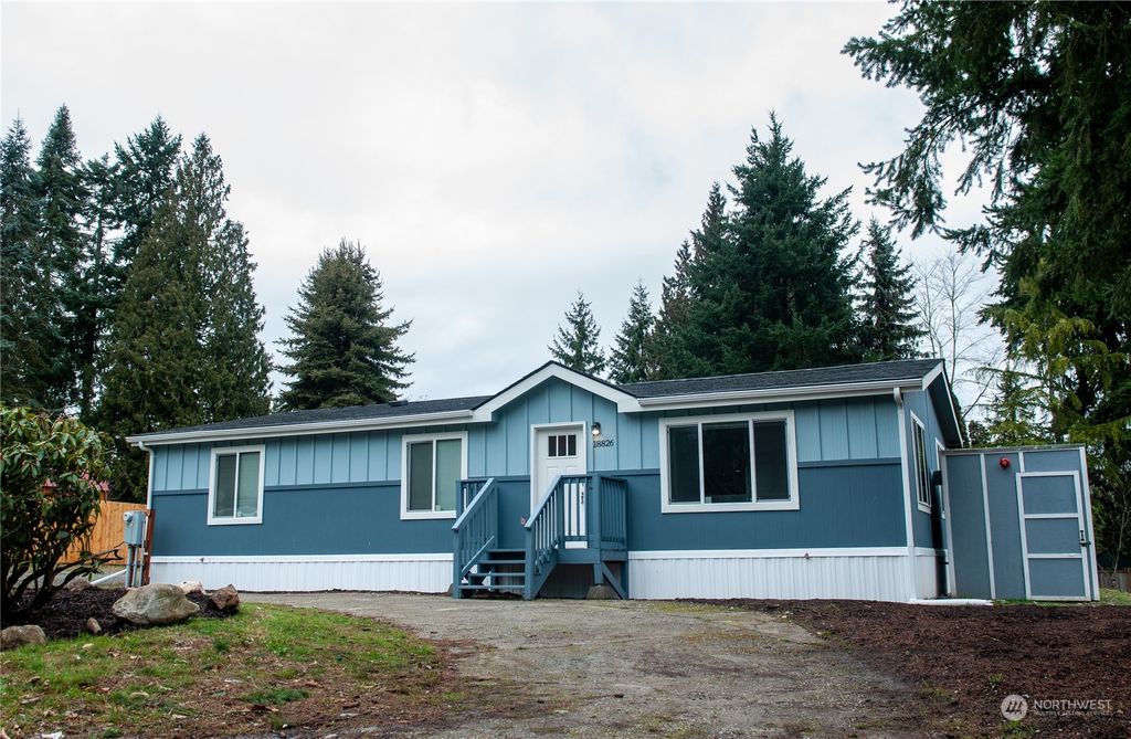 Photo of 18826 SE 299th Place, Kent, WA 98042 (MLS # 2032110)