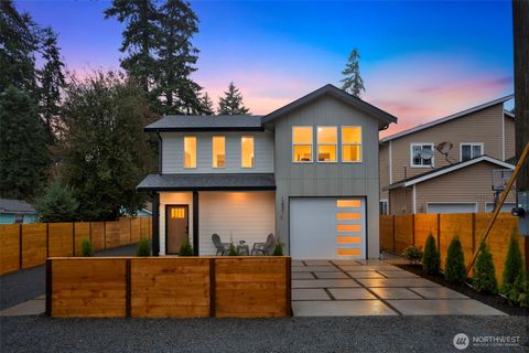 Photo of 12531 25th Avenue NE #Unit C, Seattle, WA 98125 (MLS # 2484726)