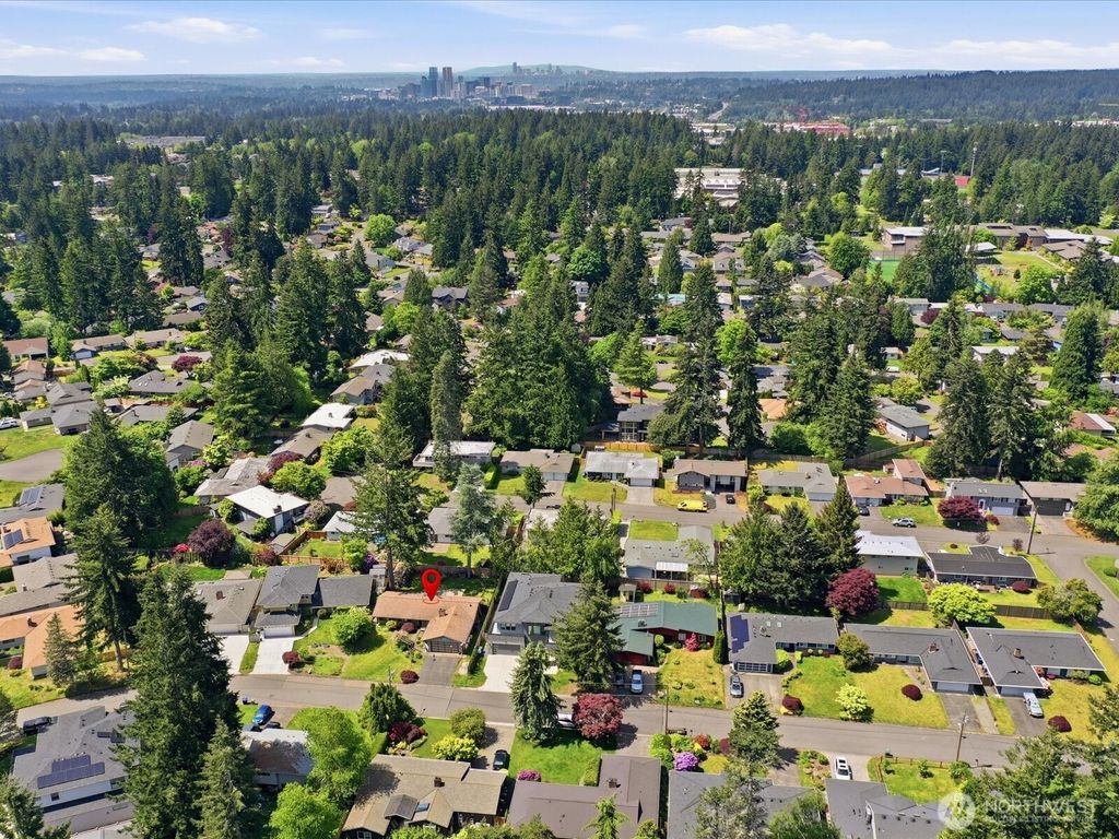 Photo of 1921 169th Avenue NE, Bellevue, WA 98008 (MLS # 2527035)