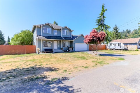 Photo of 212 2nd Avenue N, Algona, WA 98001 (MLS # 2563284)