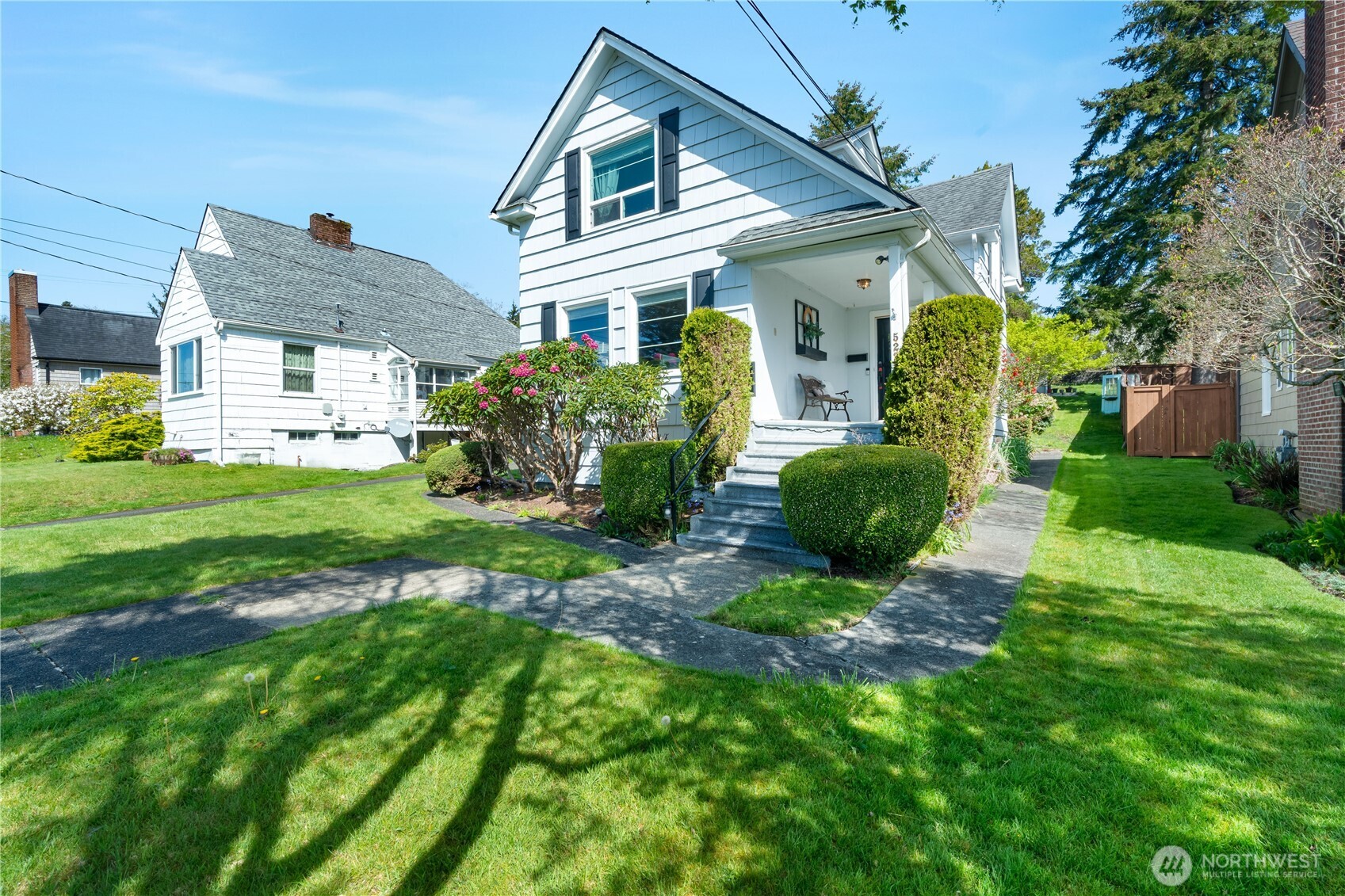 522 W 6th Street