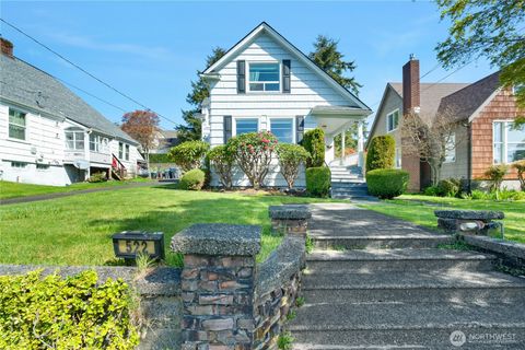 Photo of 522 W 6th Street, Aberdeen, WA 98520 (MLS # 2515757)