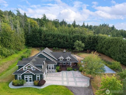 Photo of 4224 Dumas Avenue, Bellingham, WA 98229 (MLS # 2453938)