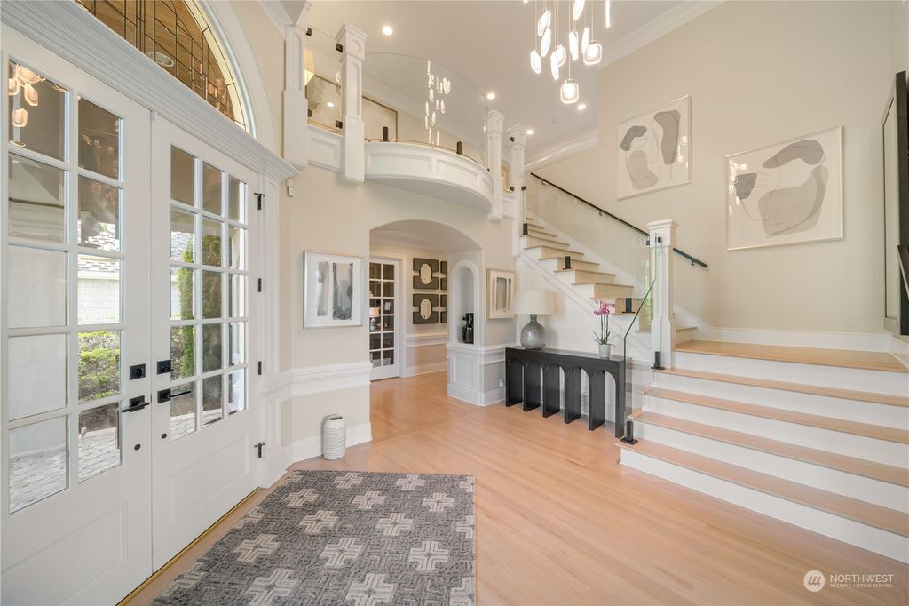 Photo of 5733 173rd Avenue SE, Bellevue, WA 98006 (MLS # 2278832)