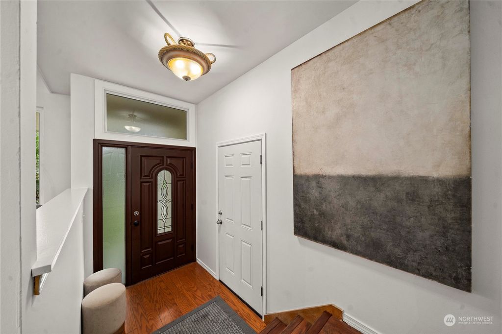 Photo of 164 154th Place NE, Bellevue, WA 98007 (MLS # 2315695)