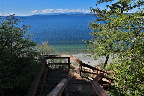 A home in Freeland