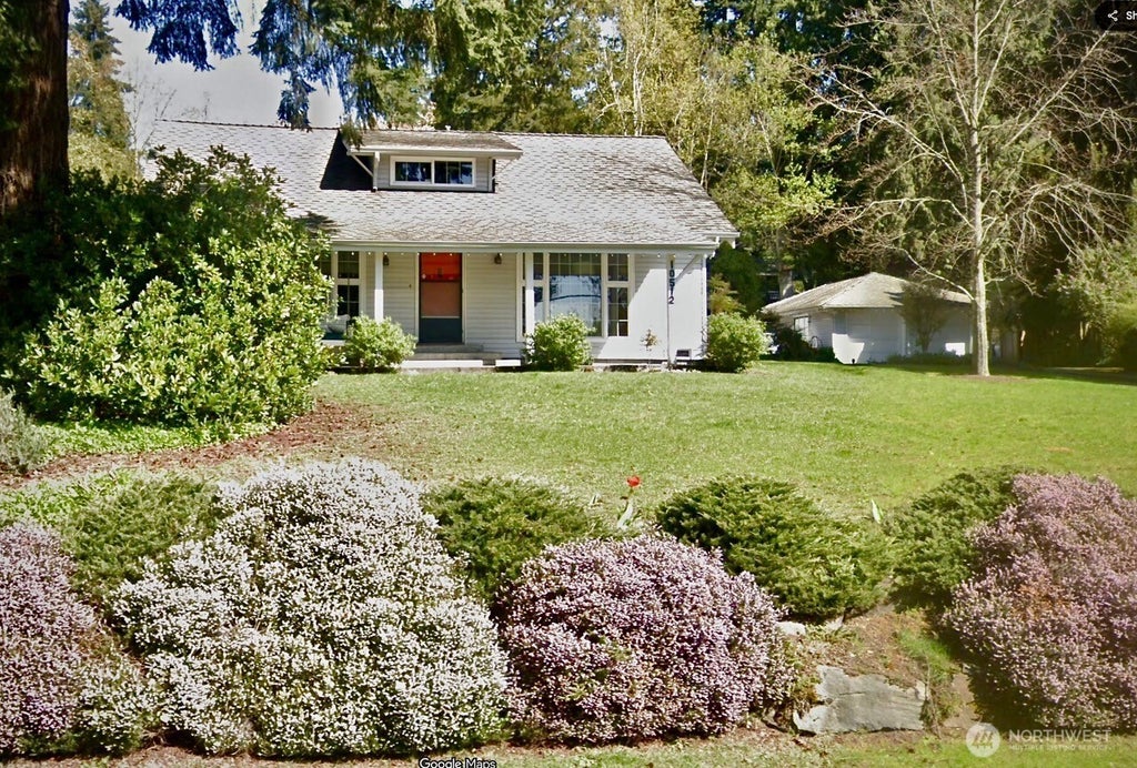 Photo of 10512 NE 187th Street, Bothell, WA 98011 (MLS # 2563133)