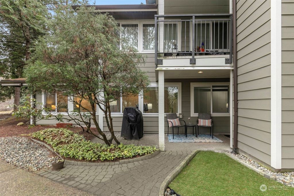Photo of 7571 Old Redmond Road #1, Redmond, WA 98052 (MLS # 2198249)