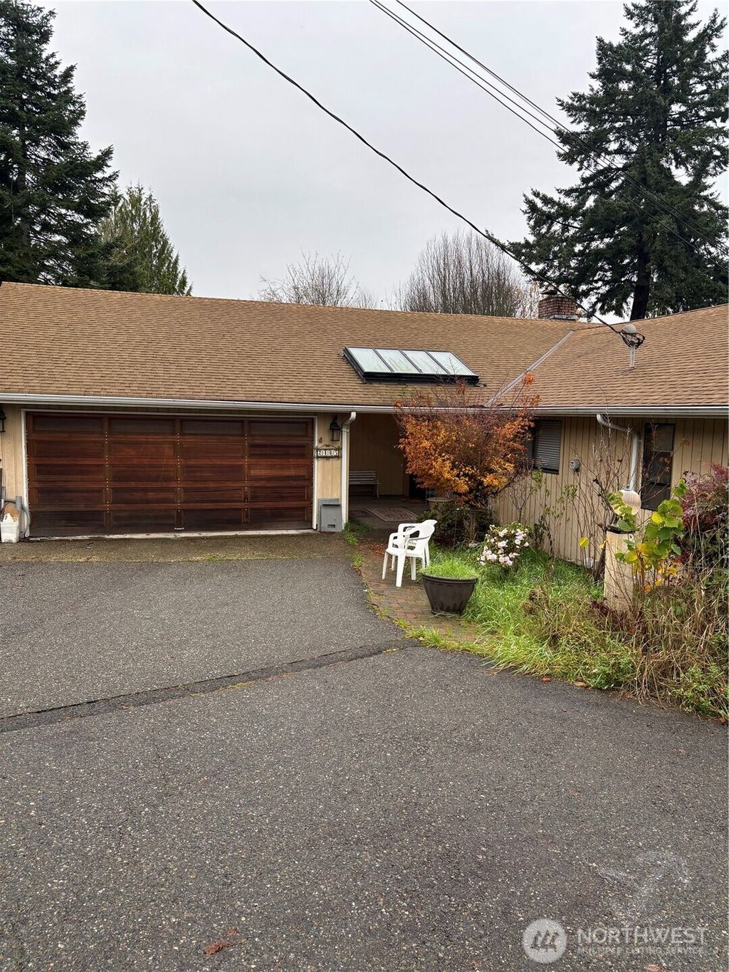 Photo of 2405 Terrace Drive SE, Puyallup, WA 98372 (MLS # 2457914)