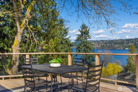 Photo of 11904 Lakeside Avenue NE, Seattle, WA 98125 (MLS # 2487398)