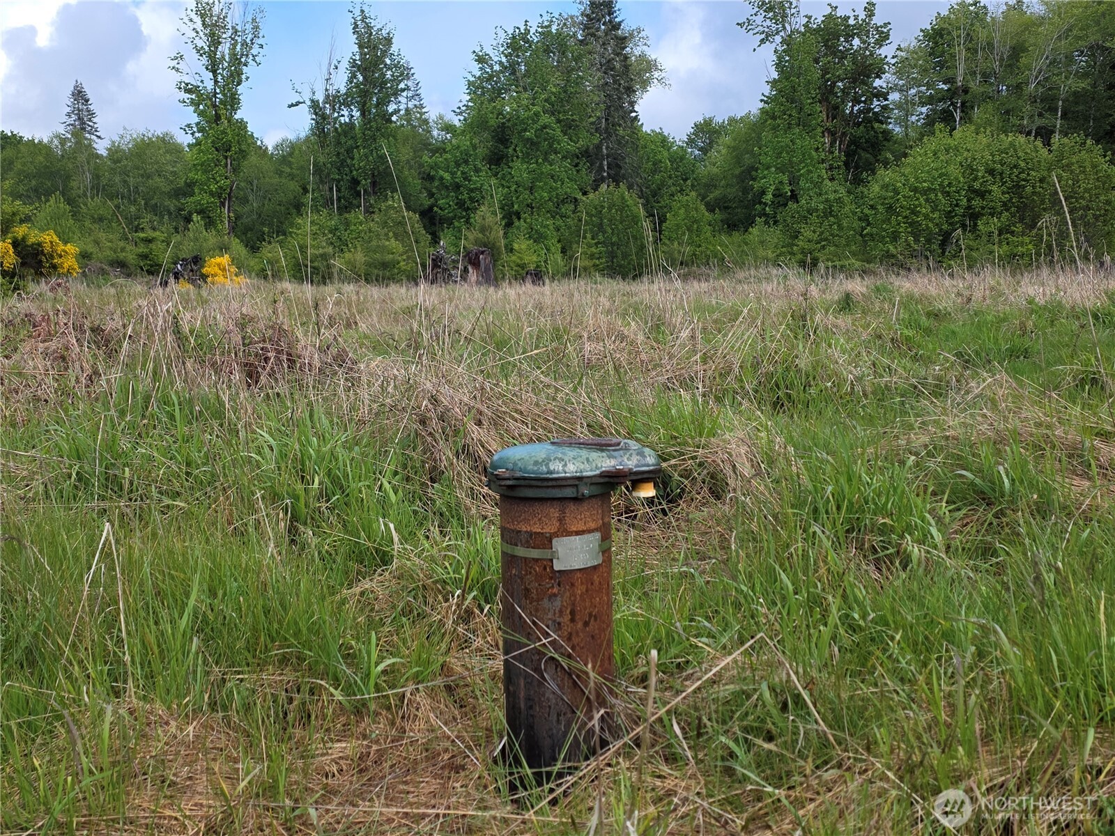 670 W Maple Rock Road